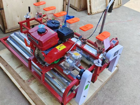 自走式蔬菜播种机