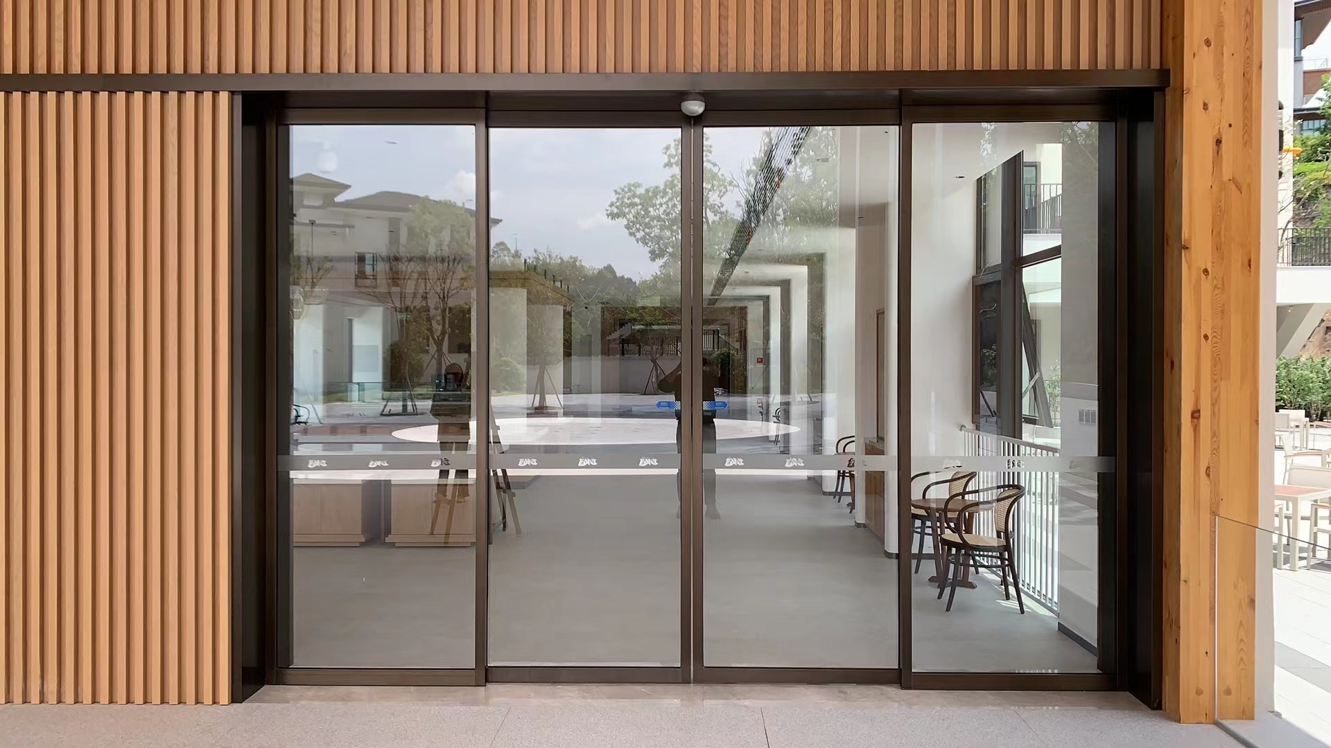 什么是自动平移门？