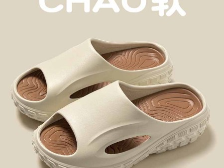 6273   轮胎底男款一字拖40-45