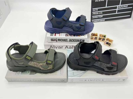 6305   男款沙滩休闲凉鞋40-45