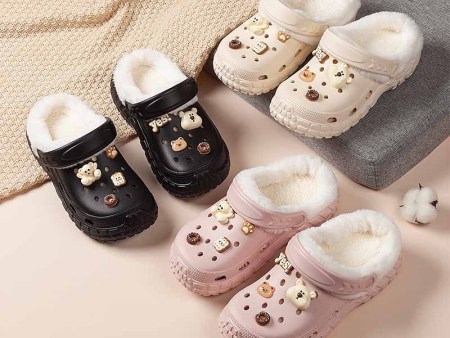 6325  小熊饰扣轮胎印洞洞鞋35-40