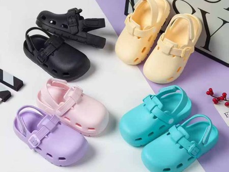  6349 儿童厚底魔术贴可调节包头鞋24-35