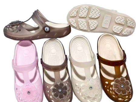 6350  花花饰扣玛丽珍洞洞鞋36-41单码