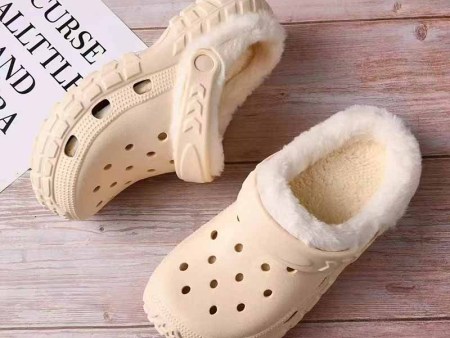 6365    轮胎印厚底女款棉鞋35-40