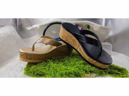 6372   男女系列人字拖、凉鞋、一字拖36-45