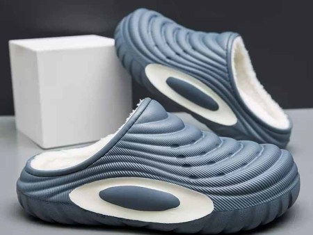 6413  男女山丘描漆棉拖鞋大码36-47