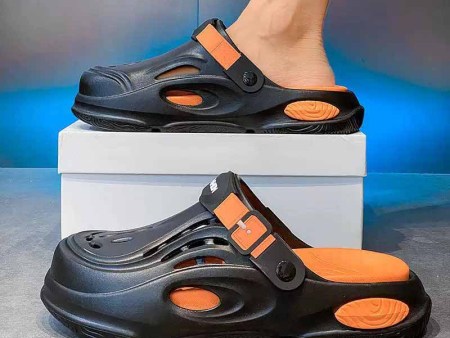 6414  裸版男士凉鞋指纹底38-45