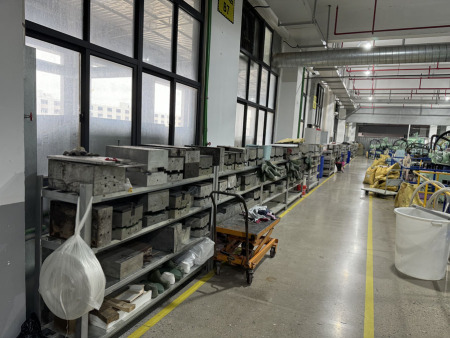 模具区1