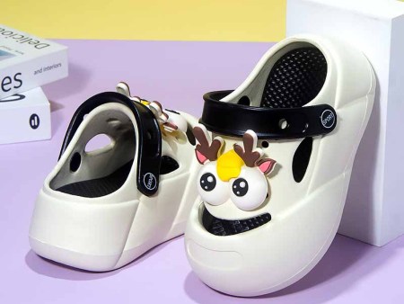 6500   小鹿眼睛饰扣儿童洞洞鞋24-35