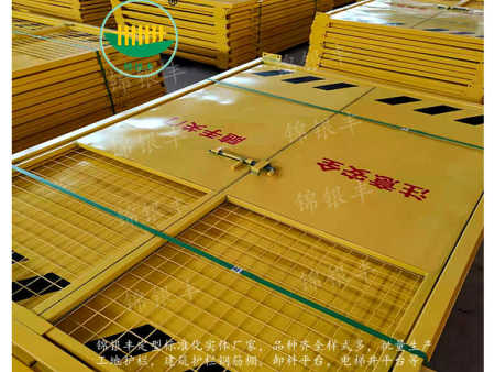 工地工程人貨梯安全門價格 升降機安全門廠家 工地工程人貨梯安全門價格 升降機安全門廠家