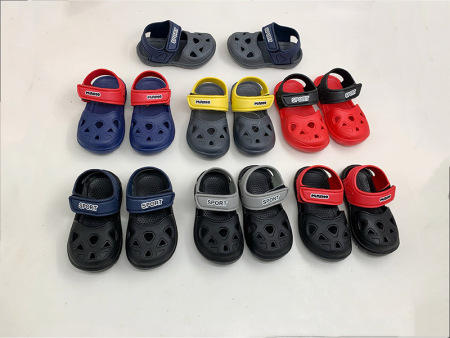 6546  小童魔术扣凉鞋20-25