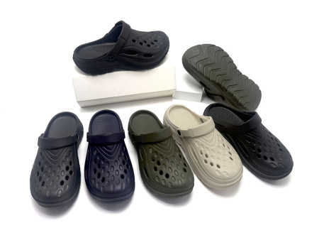 6561 男款V型镂空踩屎感洞洞鞋40-45