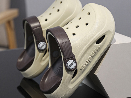 6590  儿童踩屎感双色洞洞鞋26-38