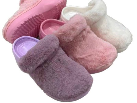 6600 女款单色厚底增高棉洞洞鞋36-41