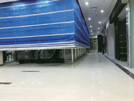 Inorganic fabric fireproof rolling shutter