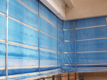 Inorganic fabric fireproof rolling shutter