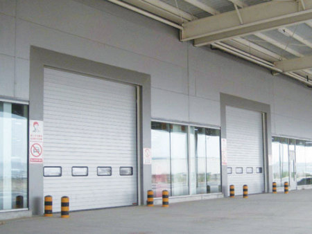 Industrial sliding door
