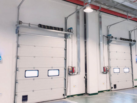 Industrial sliding door