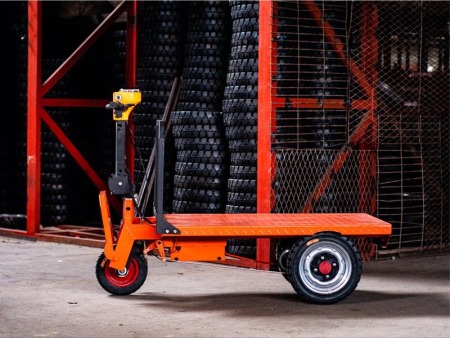 NQTF-ST009.6平板车（站驾不可翻斗）