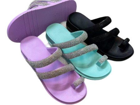 6686   碎钻厚底人字拖女36-41