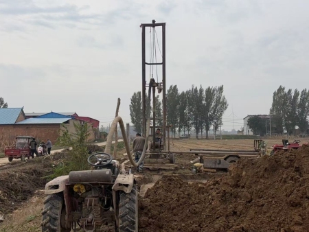 开封打桩打井打桩农田浇地项目80米施工现场