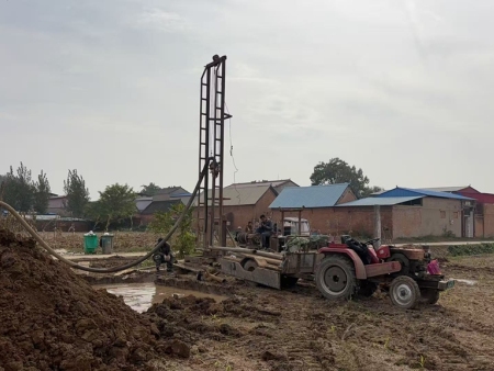 开封打桩打井打桩农田浇地项目80米施工现场