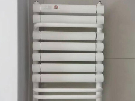 我应该选择哪种类型的电地暖系统?