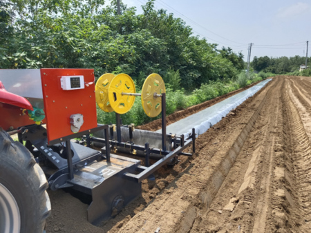 旋耕起垄施肥滴灌铺膜一体机