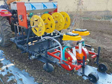 花生玉米气吸式播种机