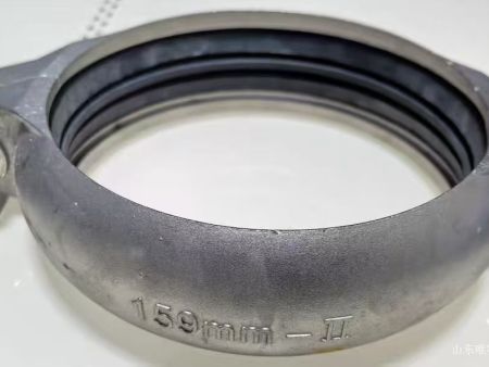 不锈钢沟槽管件-卡箍