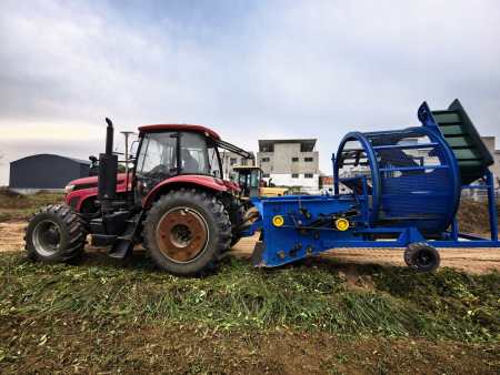 联合式白术收获机