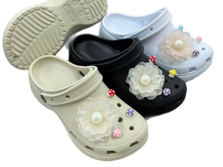 6794 女款珍珠花朵洞洞鞋35-40