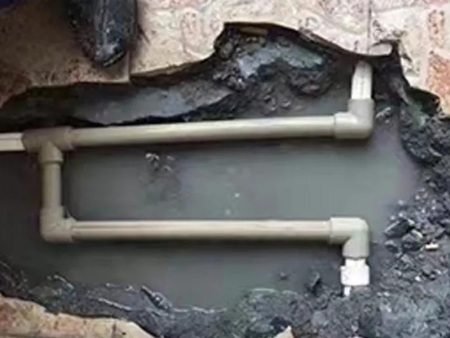 梦见家里水管漏水屋里到处都是水