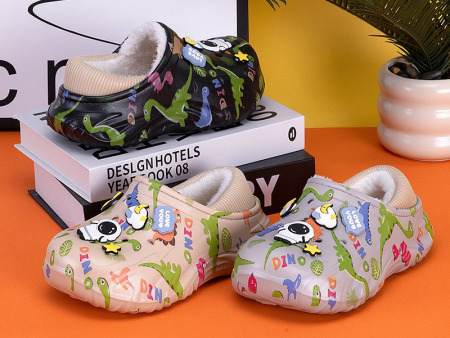 6802 儿童太空人饰扣印花棉鞋28-39