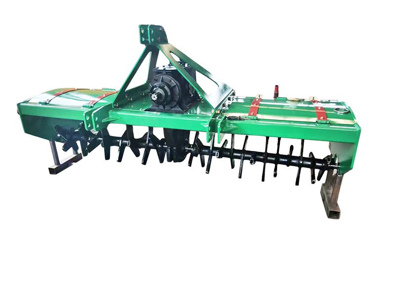 旋耕机