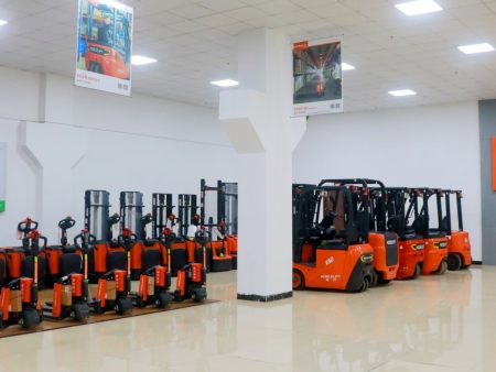 修叉車油路堵塞怎么清理疏通，修叉車規格多少