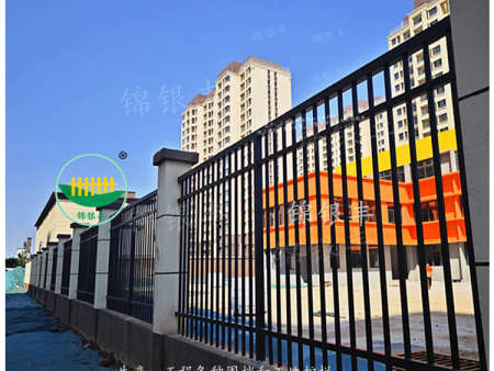 庭院铁艺栅栏 外墙镀锌方管围栏 庭院铁艺栅栏 外墙镀锌方管围栏