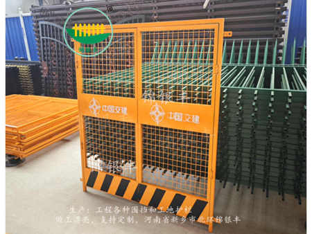 升降机防护门 电梯防护门 升降机防护门 电梯防护门