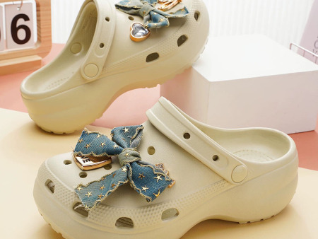 6837 牛仔蝴蝶结女款云朵洞洞鞋35-40