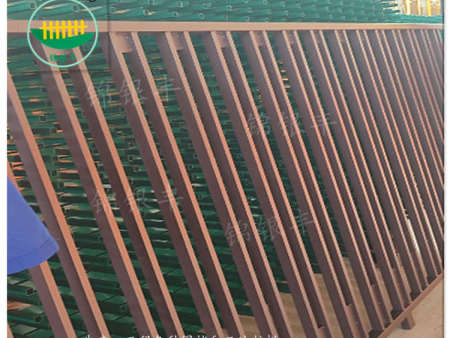 方管焊接鐵藝圍欄 鋅鋼鐵藝護欄圖片