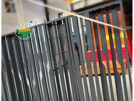 鋼板柵欄 新鄉 成品鐵藝圍欄價格