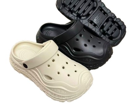 6843 男女松糕底洞洞鞋36-45