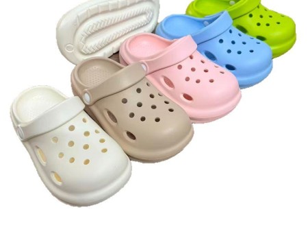 6848 儿童纯色光板洞洞鞋110-220