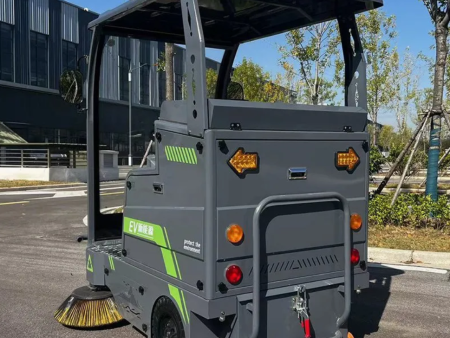 QNLJ-SD003YX-16A扫地车