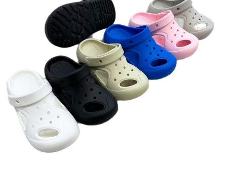 6883 儿童镂空洞洞鞋30-35