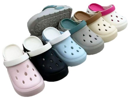 6893 女款双色饼干洞洞鞋35-40