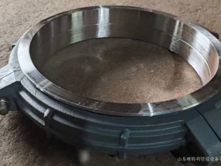 卡箍式柔性管接头