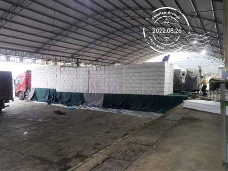 让司机成为“临时仓长”——车厢分割式共配