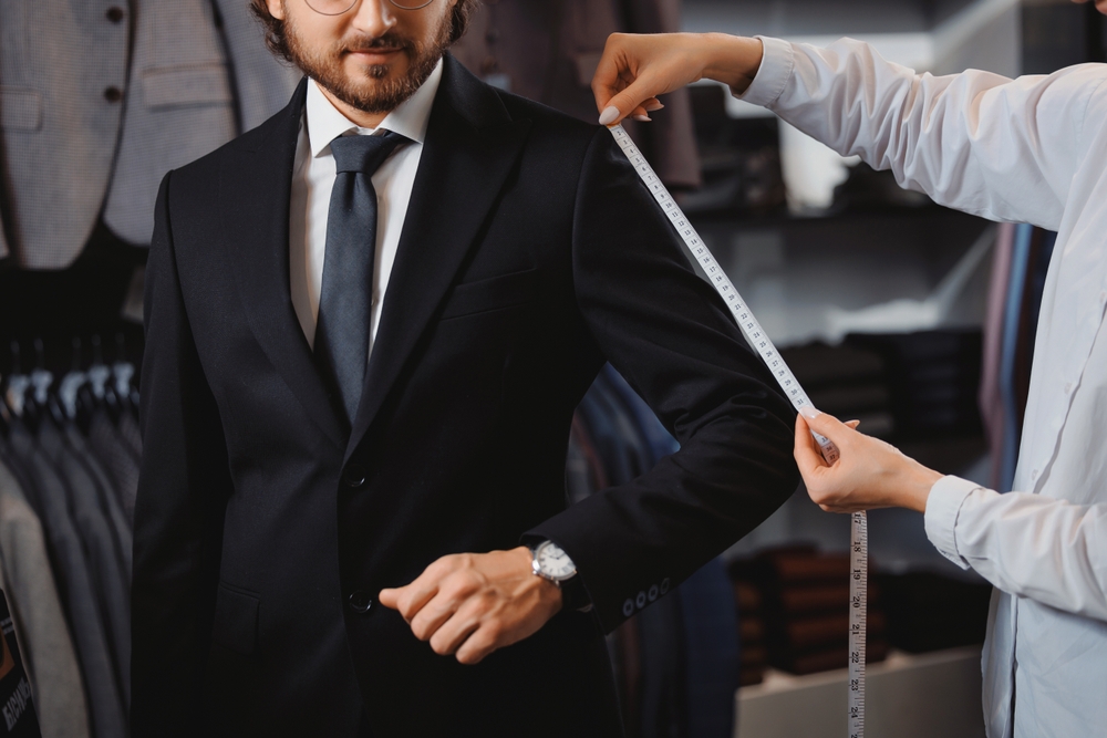 定制西装与定制西装：有什么区别？