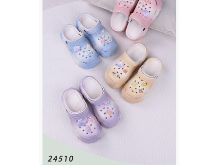 6962 渐变喷漆卡通洞洞鞋女36-41